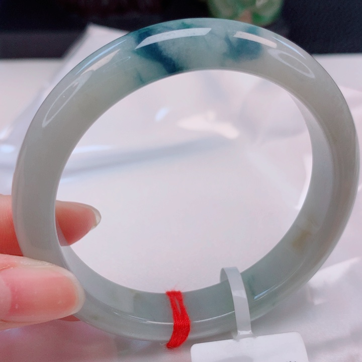 翡翠未镶嵌手镯58圈