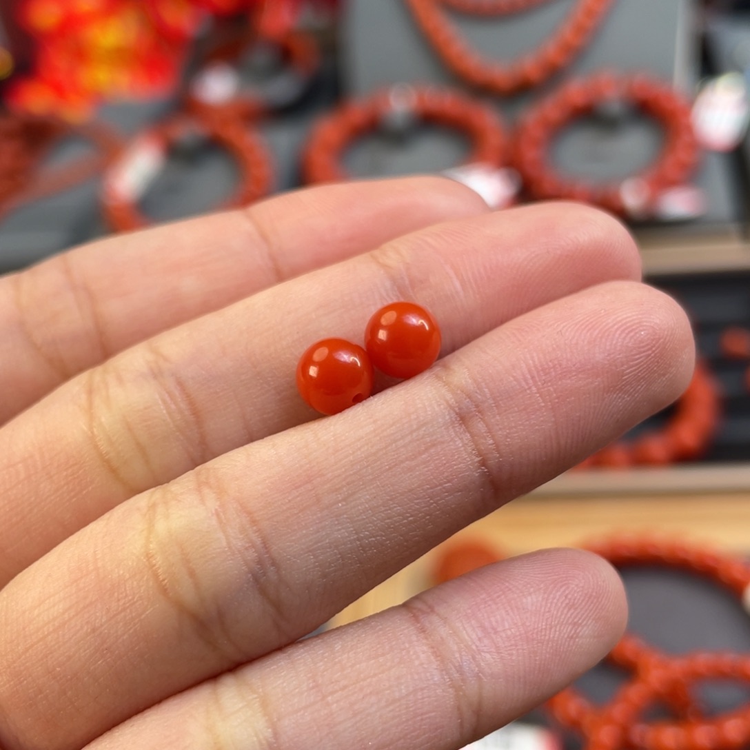 南红玛瑙6+mm对珠未镶嵌默*