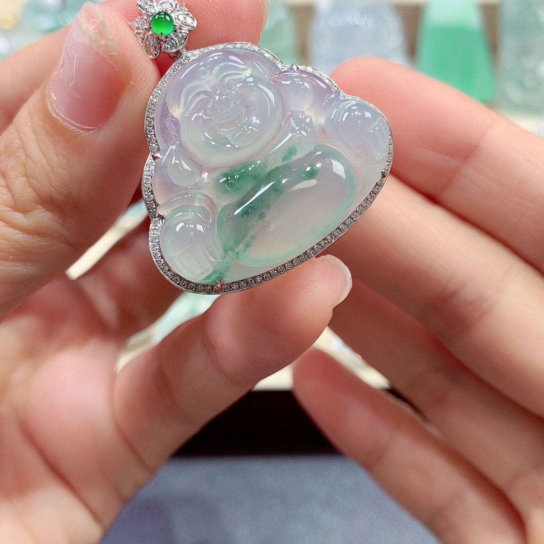 河***妹翡翠18K金镶嵌颈饰翡翠