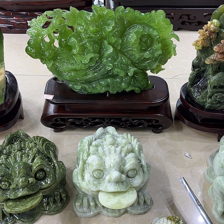 今***店玉手工制作工艺摆件