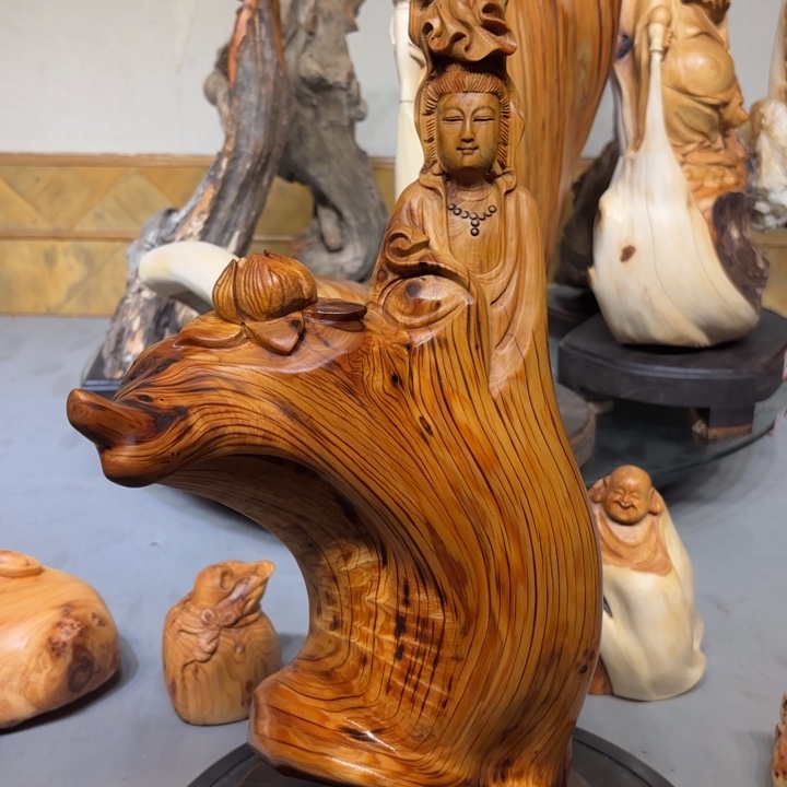 木观音题材摆件观音
