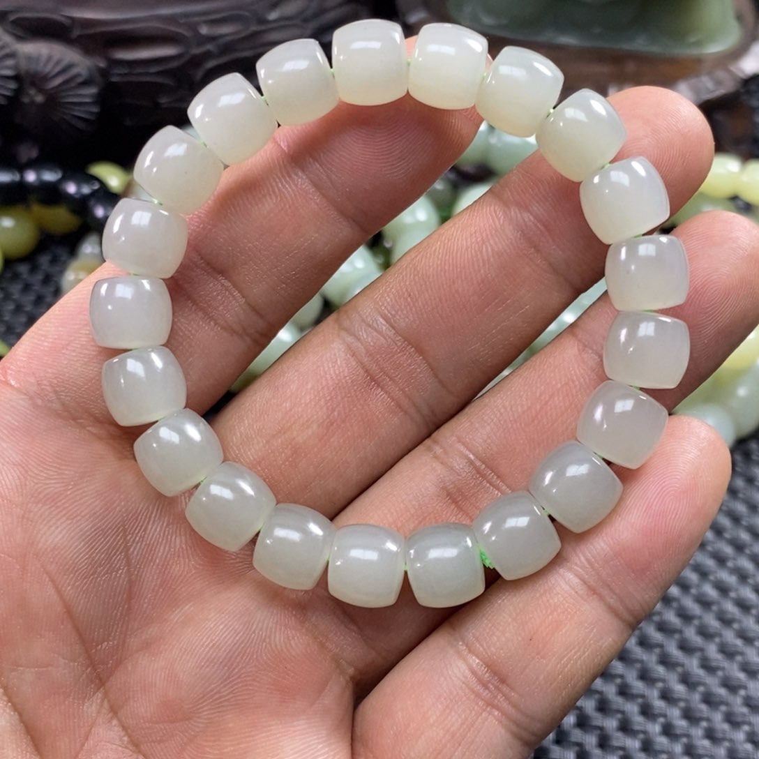 和田玉未镶嵌手链