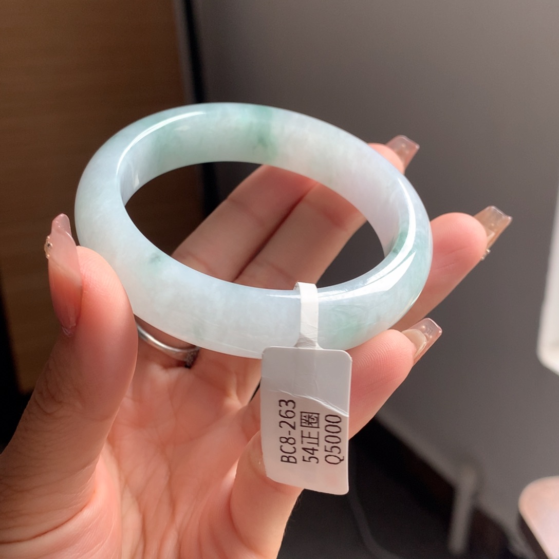 翡翠手镯未镶嵌糯冰飘绿3号