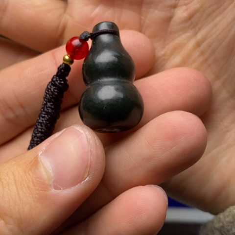 大***渔和田玉未镶嵌颈饰