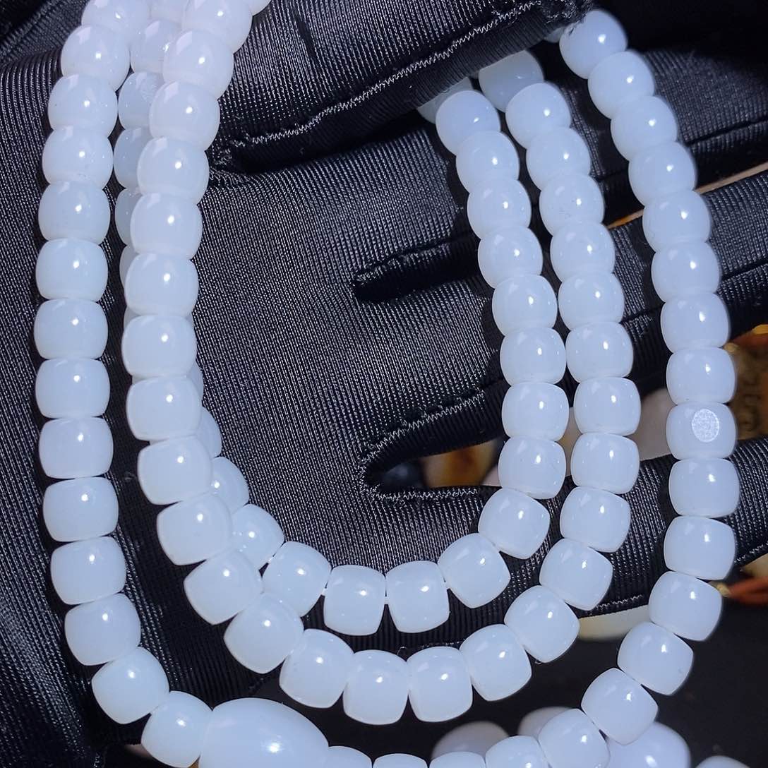 和田玉项链未镶嵌两*