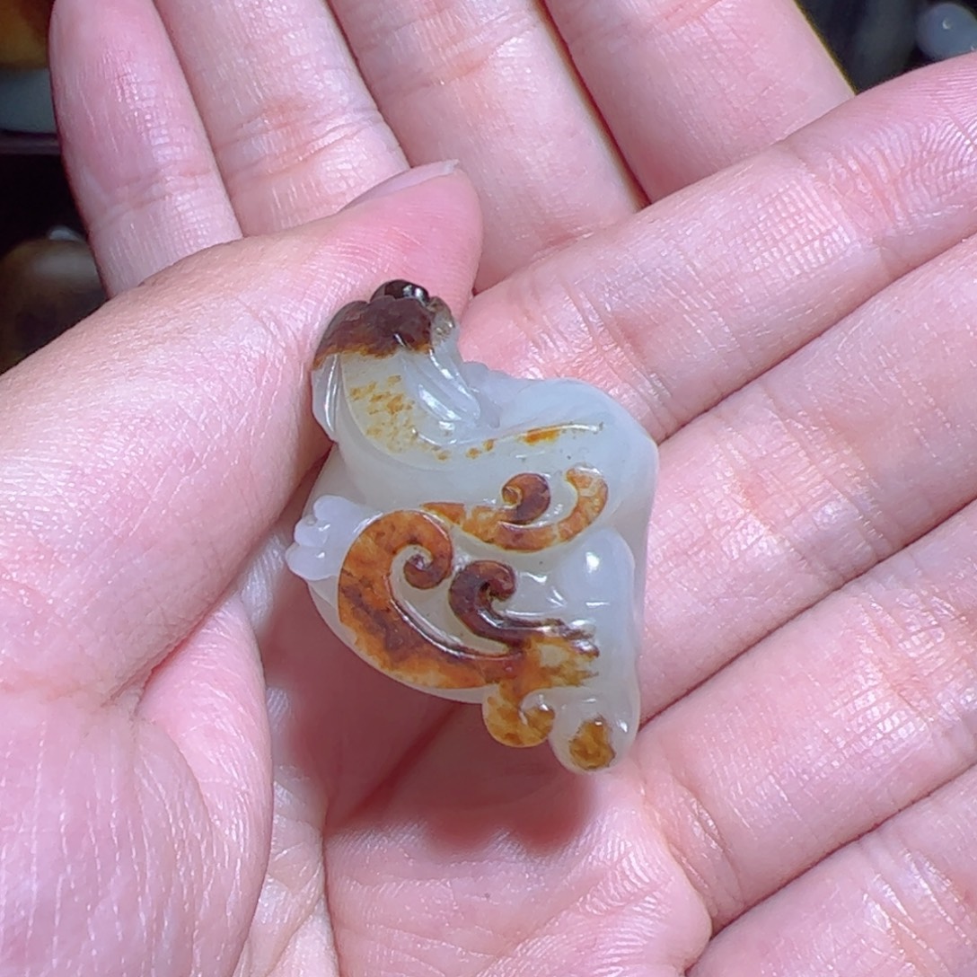 巴***叶和田玉未镶嵌挂件