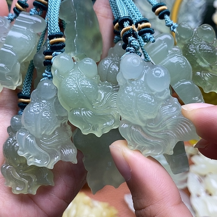 未镶嵌岫玉吊坠毛衣链锁骨链