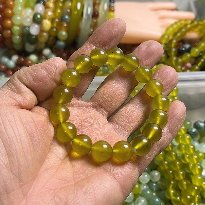 合金蛇纹石玉颈饰