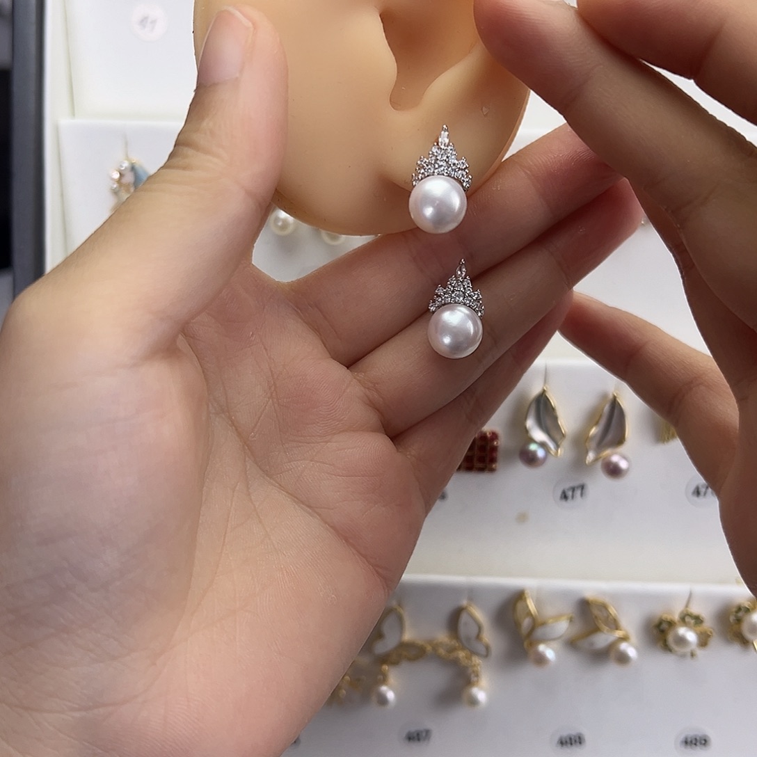 淡水珍珠银S925镶嵌耳饰