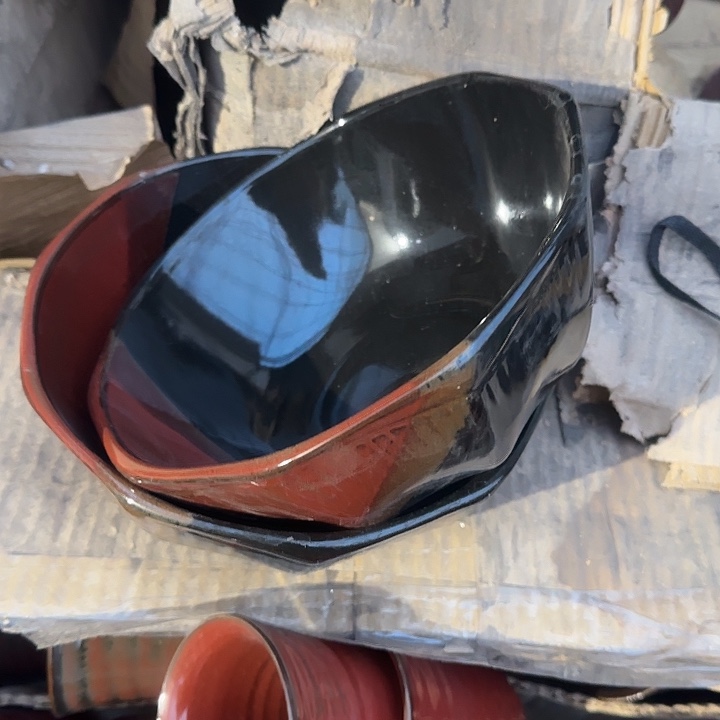 瓷片陶瓷盘子碗啥都有