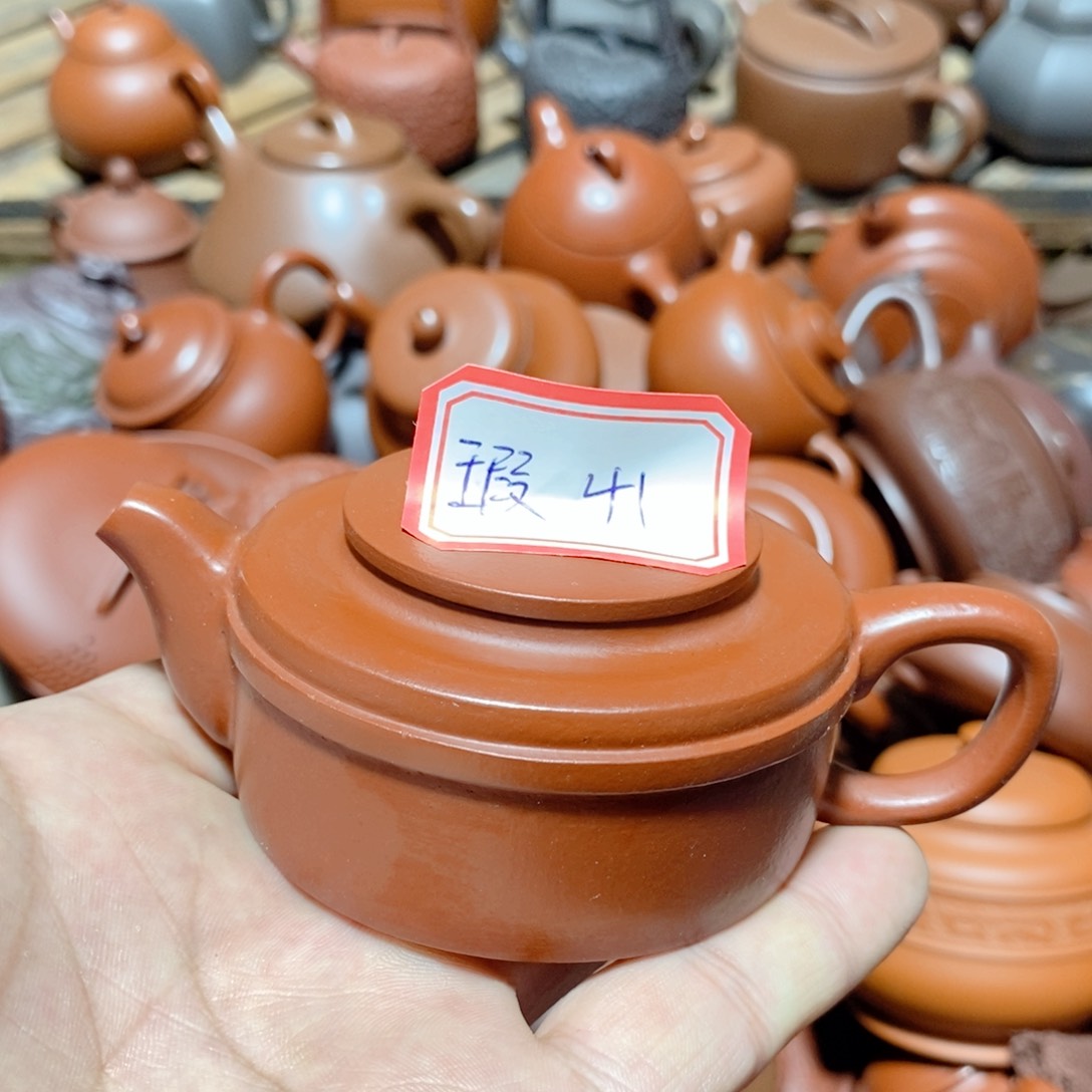 紫砂茶壶欢迎各位光临惠顾