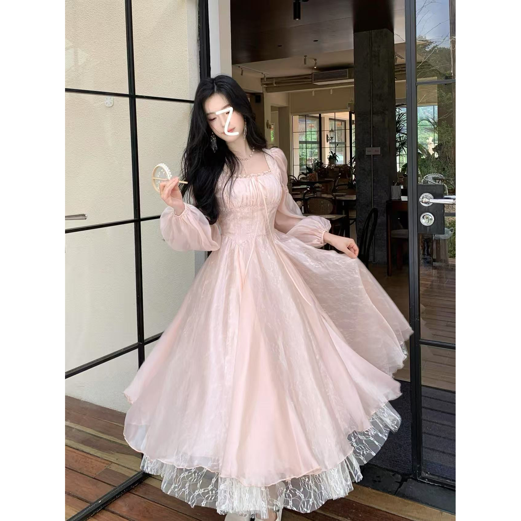 绯樱漫舞 法式千金风绝美蕾丝网纱收腰连衣裙