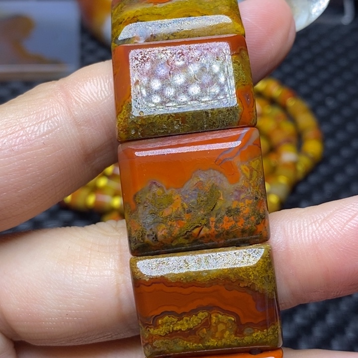 玛瑙/玉髓颈饰未镶嵌