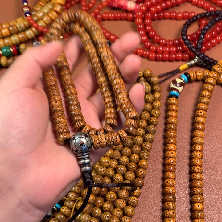 藏地密码藏饰品串