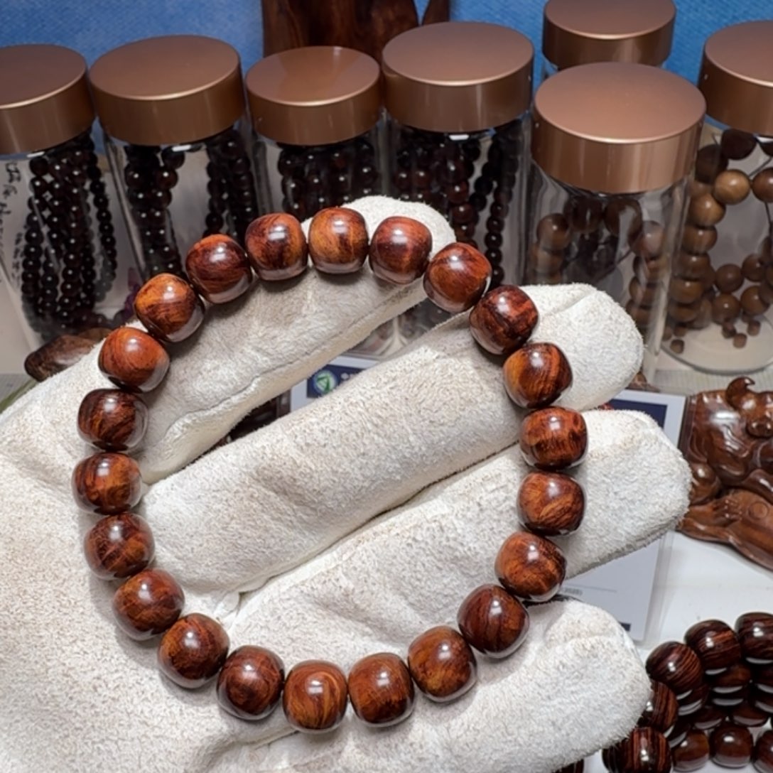 手串/手链黄花梨/降香黄檀海南黄花梨精工9.5✖️10留疤水波