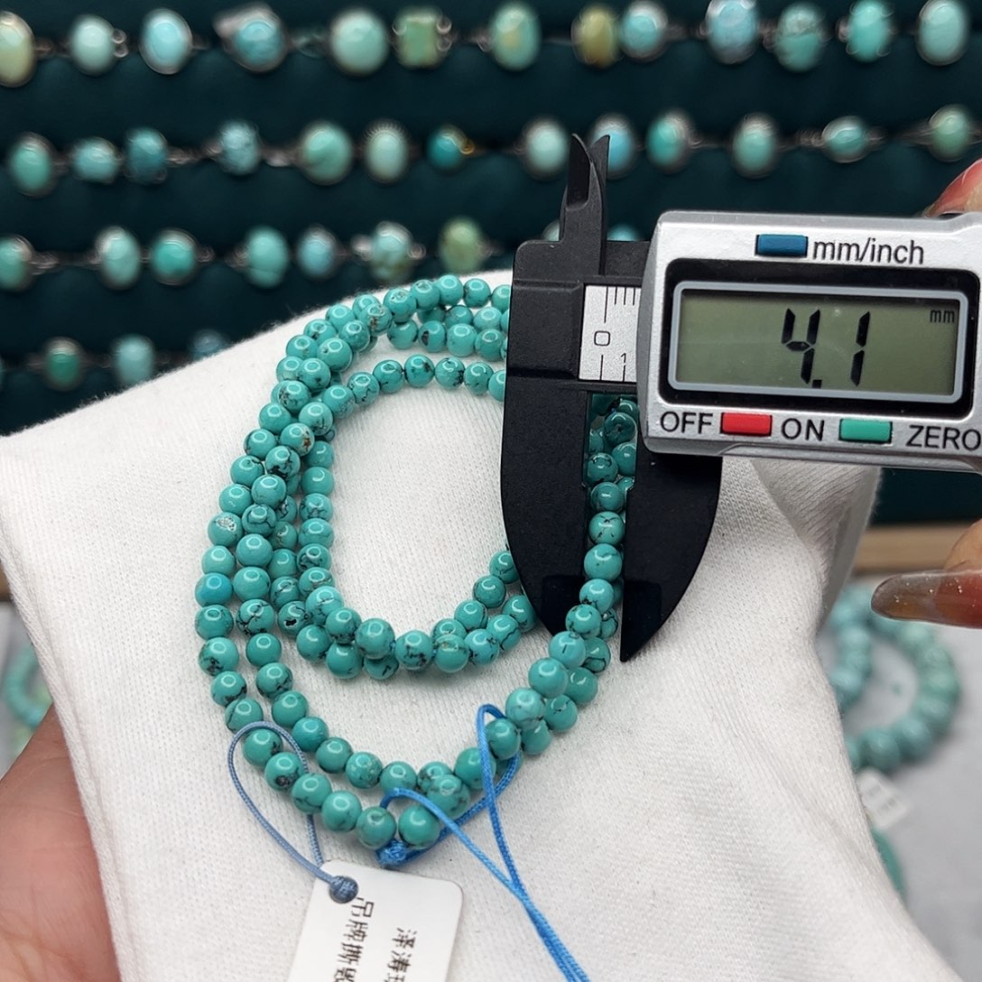 绿松石绿松石未镶嵌