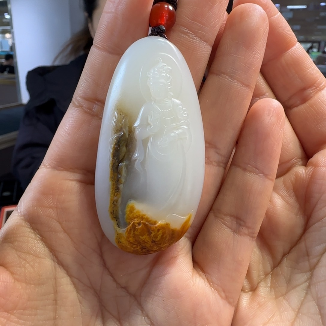 颈饰未镶嵌和田玉