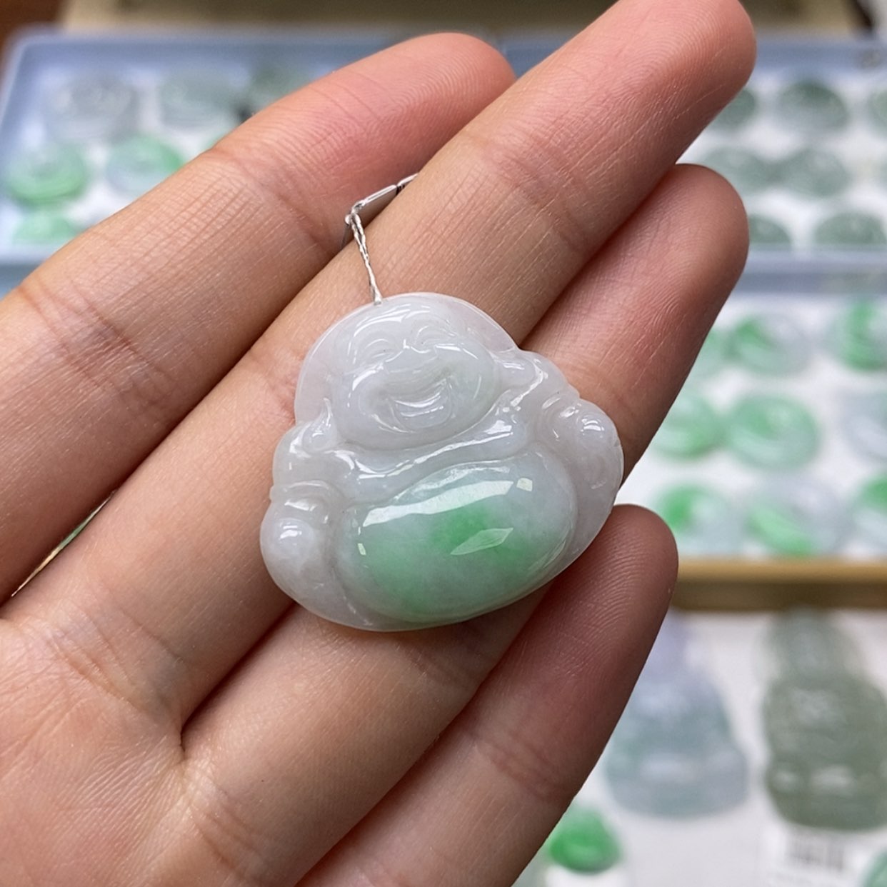 【闪购商品】翡翠颈饰未镶嵌佛公