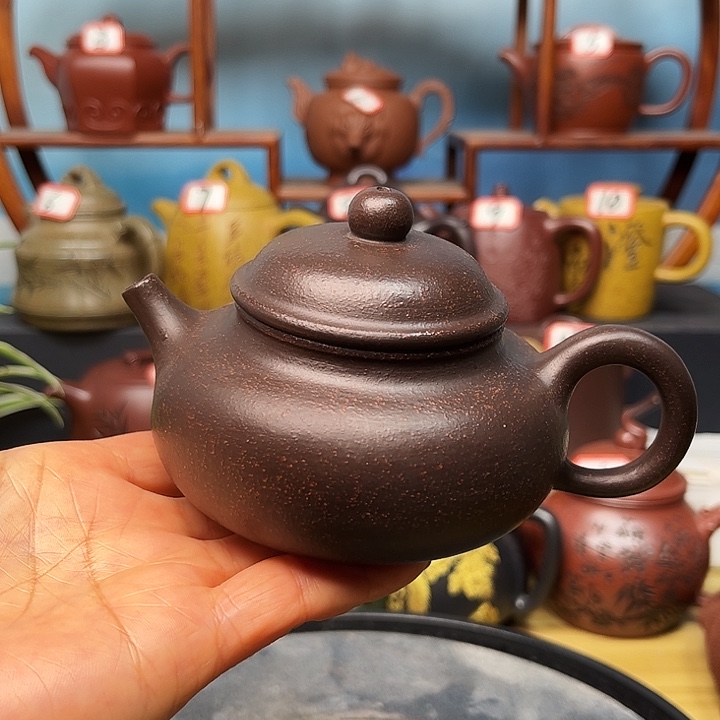茶壶紫砂微瑕不带证书礼盒200