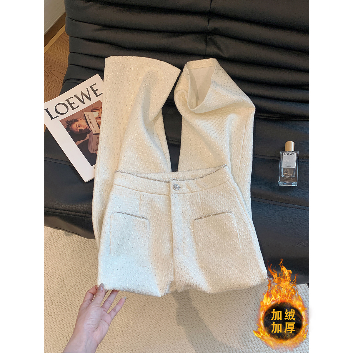 白色小香风直筒休闲裤女2025新款高级洋气气质显瘦百搭微喇裤子