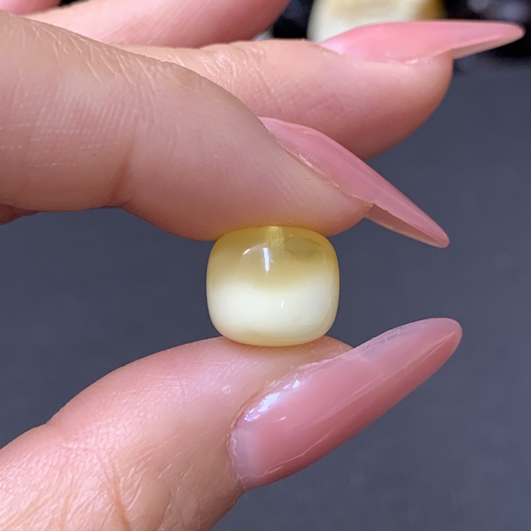微瑕10+蜜蜡老型金白聚宝盆原矿俄料单珠配饰不退不换