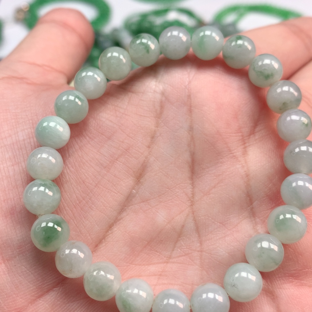 翡翠手链未镶嵌翡翠