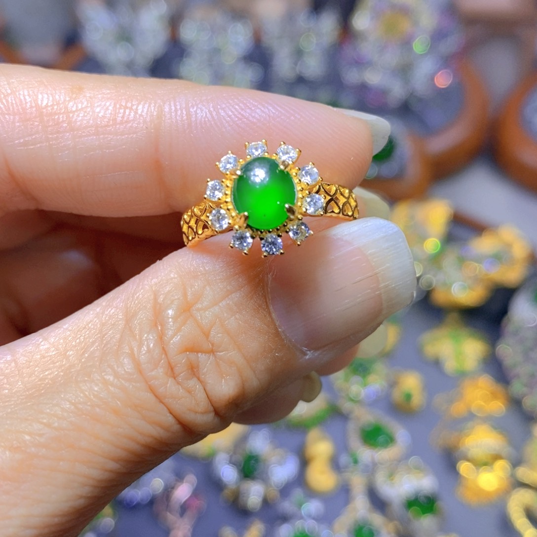 翡翠颈饰银S925镶嵌天然翡翠