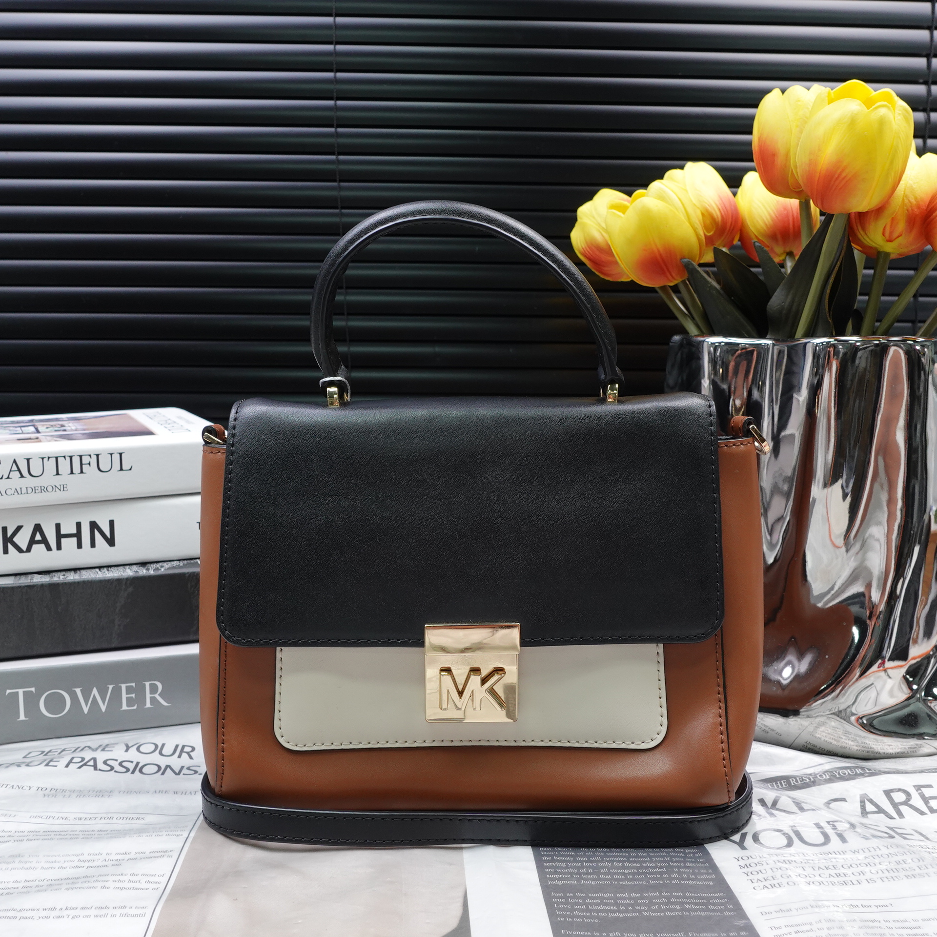 95新 MICHAEL KORS/迈克高仕 单肩包/T10301598
