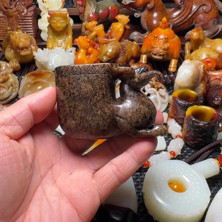 和田玉把件未镶嵌常*爷