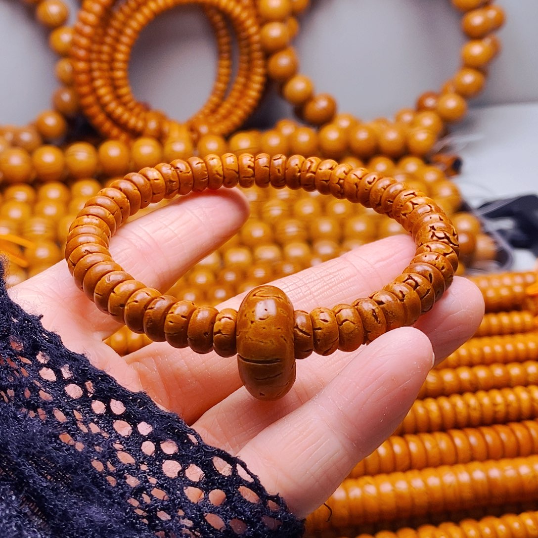 吊坠桃核3乘8核片手串微瑕25