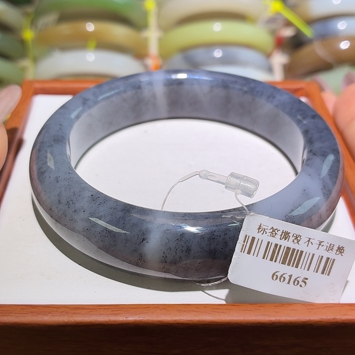 和田玉未镶嵌手镯60+