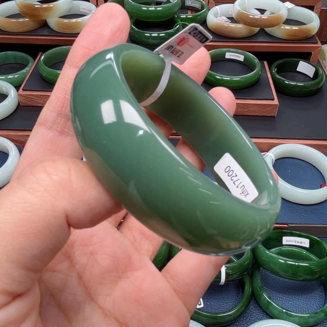 未镶嵌手镯和田玉（碧玉）58