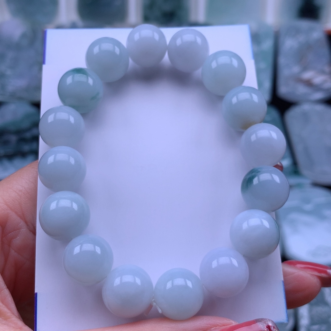 翡翠颈饰未镶嵌翡翠手串