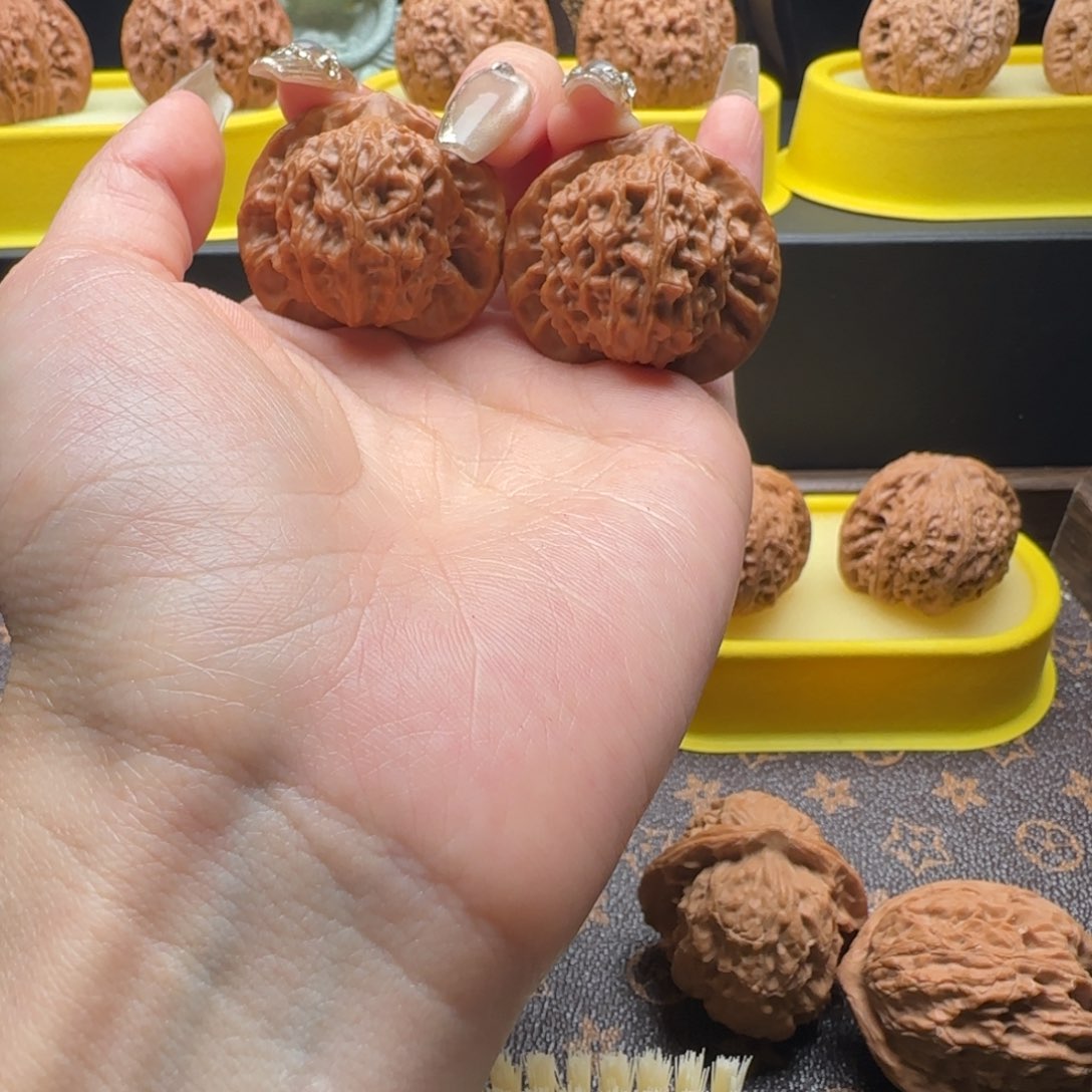 猴头核桃吊坠38北京宽边