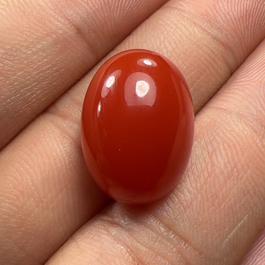 南红玛瑙戒面未镶嵌金**言