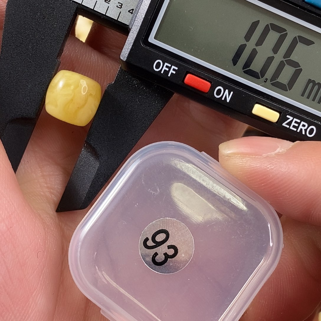 琥珀裸石未镶嵌微瑕