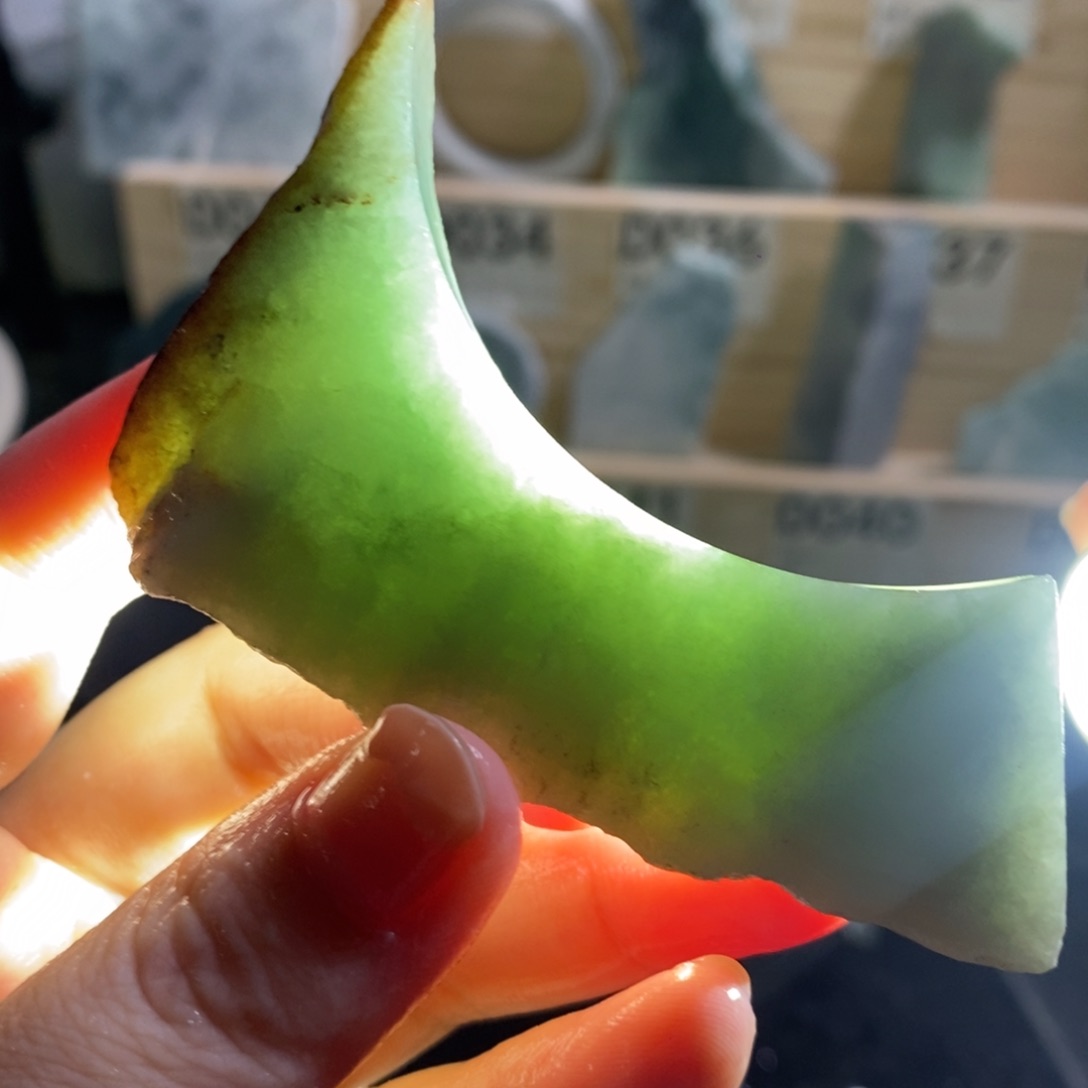 颈饰未镶嵌翡翠天然翡翠
