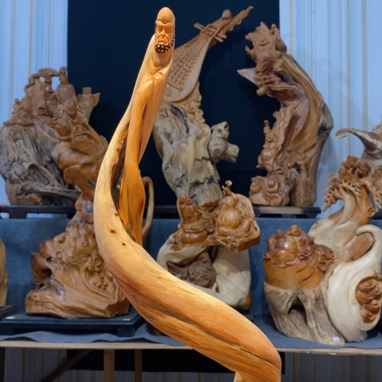 柏木（崖柏）根雕摆件