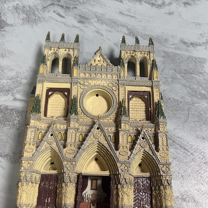 放***仔有机玻璃陶瓷房子摆件专拍