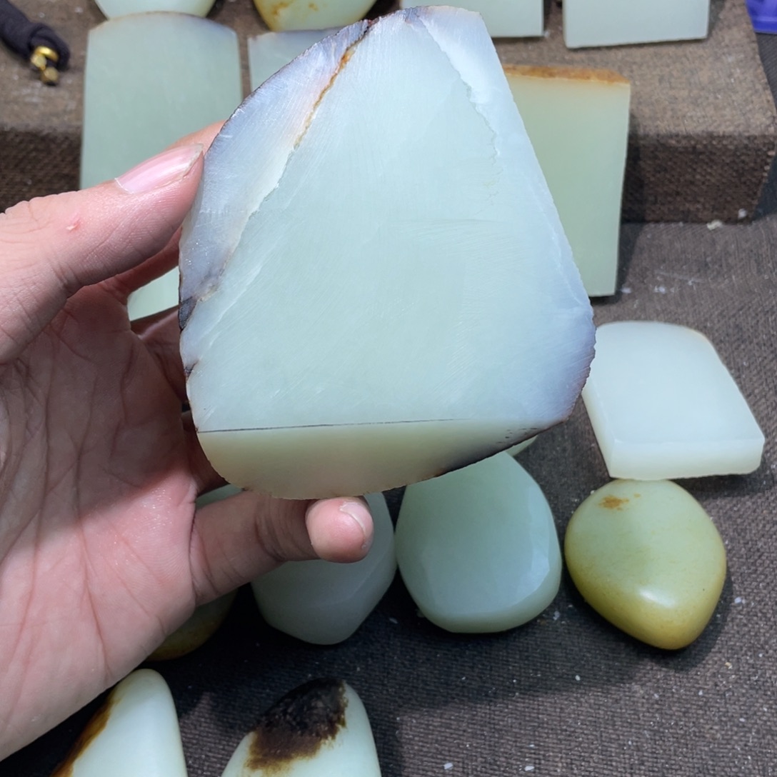 张***龙未镶嵌和田玉定制和田玉