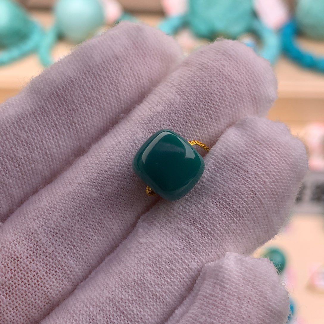 绿松石珠宝奇石未镶嵌10×9