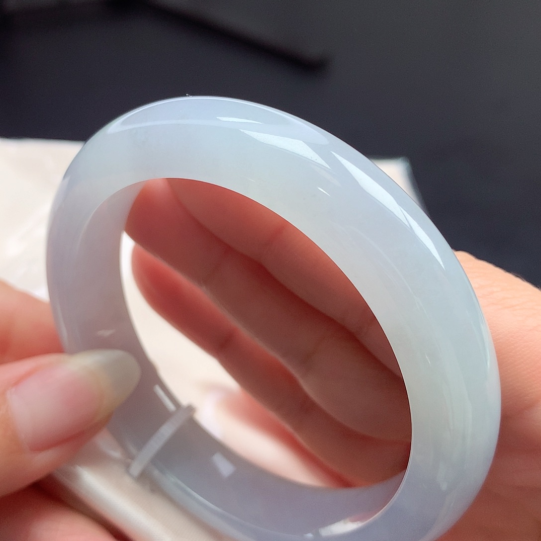 翡翠未镶嵌手镯55.6圈口