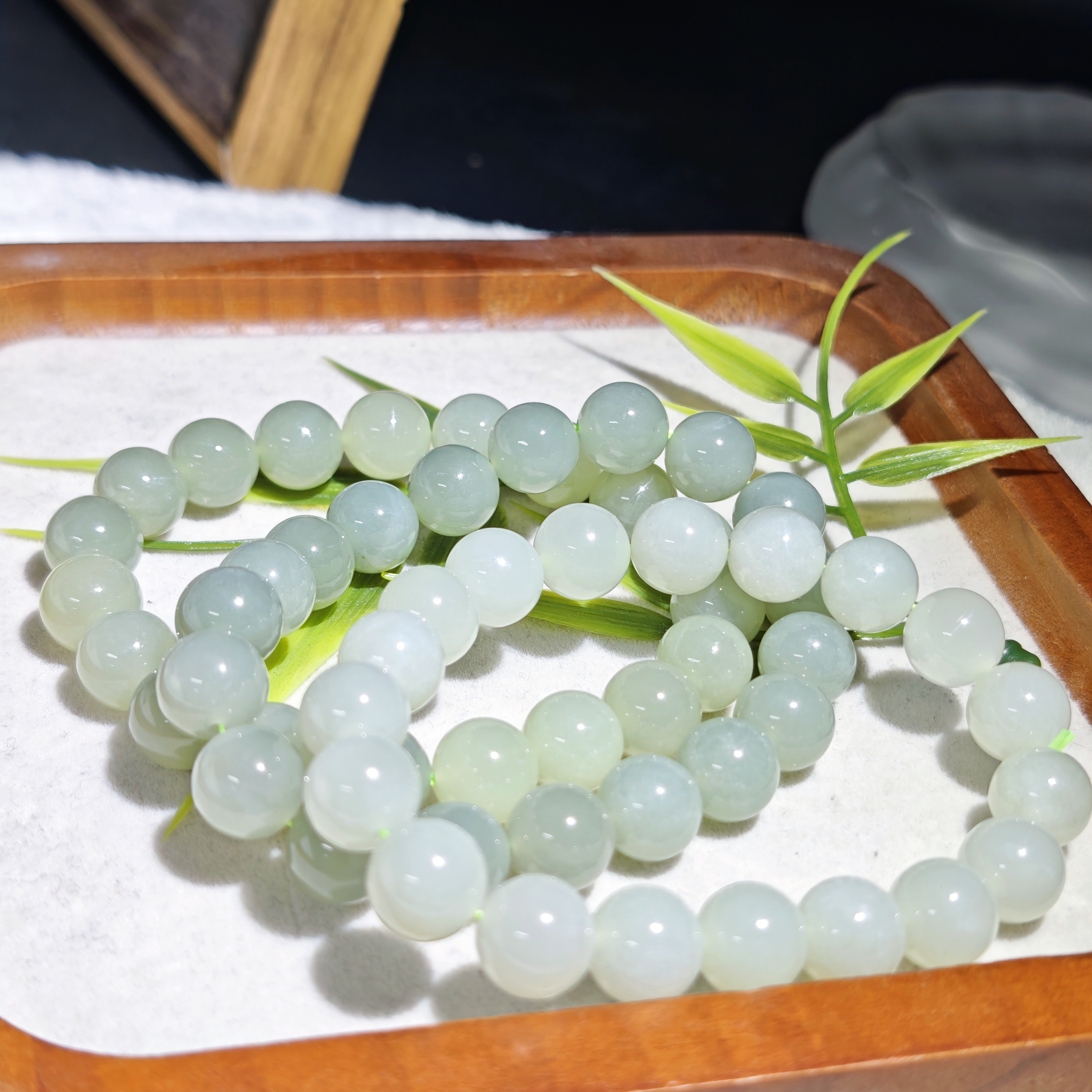 和田玉 卡10圆珠玉手串 多样性发货 拍一发一 H829