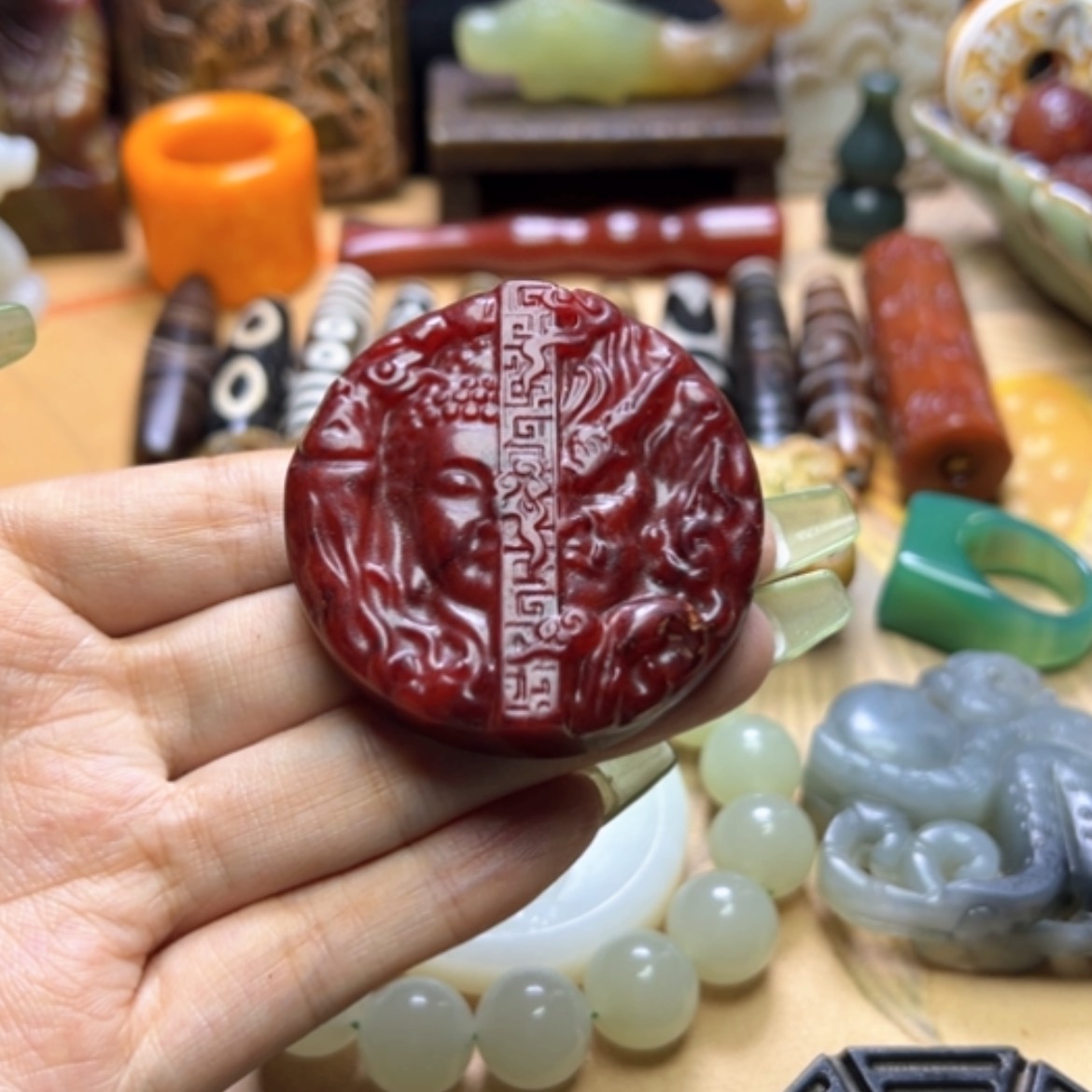 【闪购商品】蛇纹石玉未镶嵌颈饰