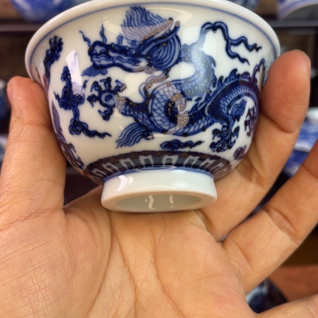 景德镇陶瓷艺术仿明双龙小压手瑕