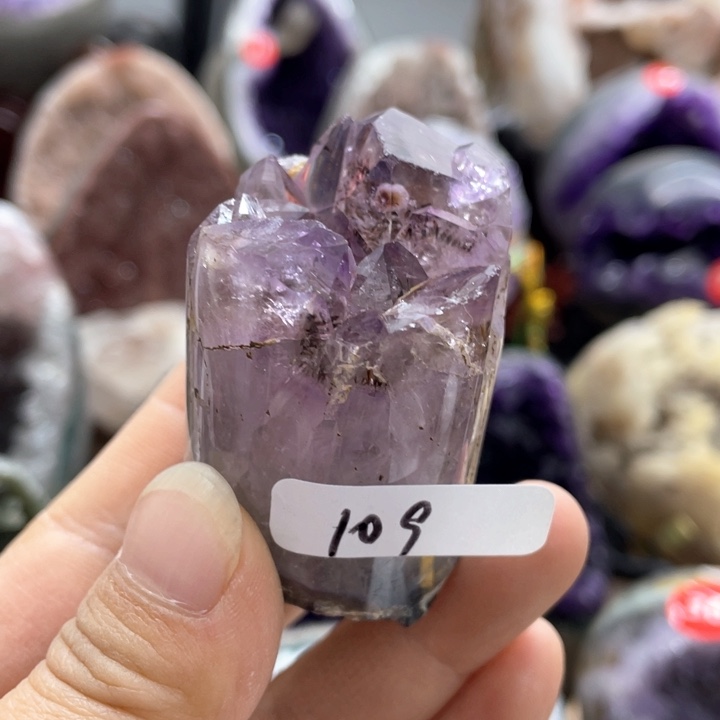 水晶摆件未镶嵌捡漏