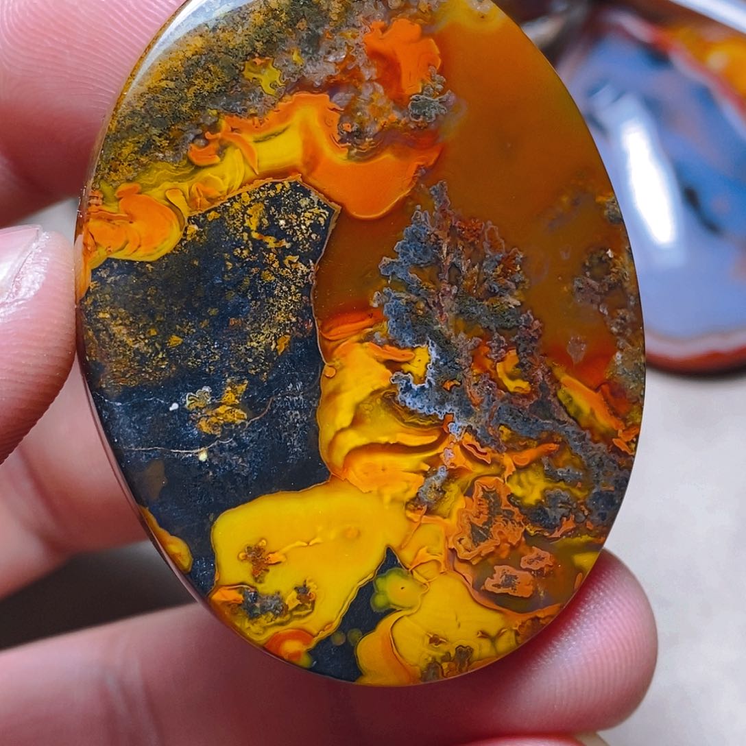 未镶嵌颈饰玛瑙/玉髓海*