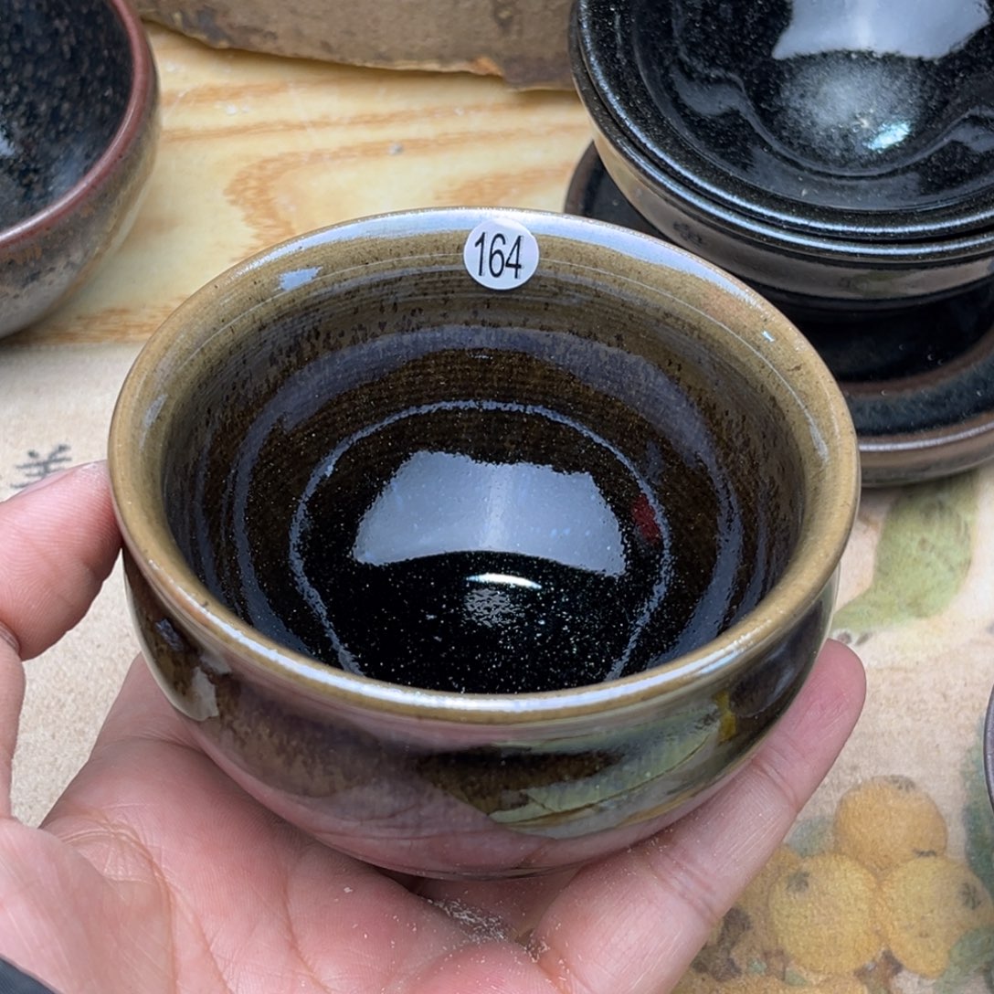 茶盏义兴龙窑坚持真柴烧