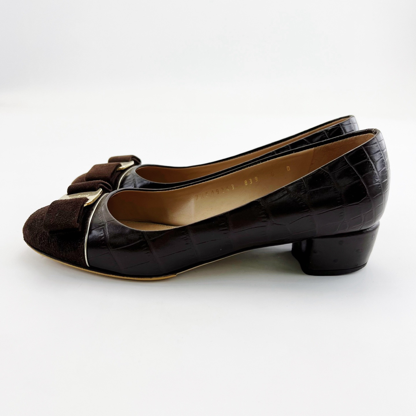 95新 FERRAGAMO/菲拉格慕 36.5码/深棕色粗跟低跟鞋/13975177