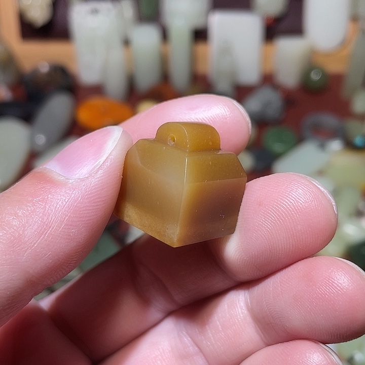 和田玉未镶嵌吊坠(不含链)